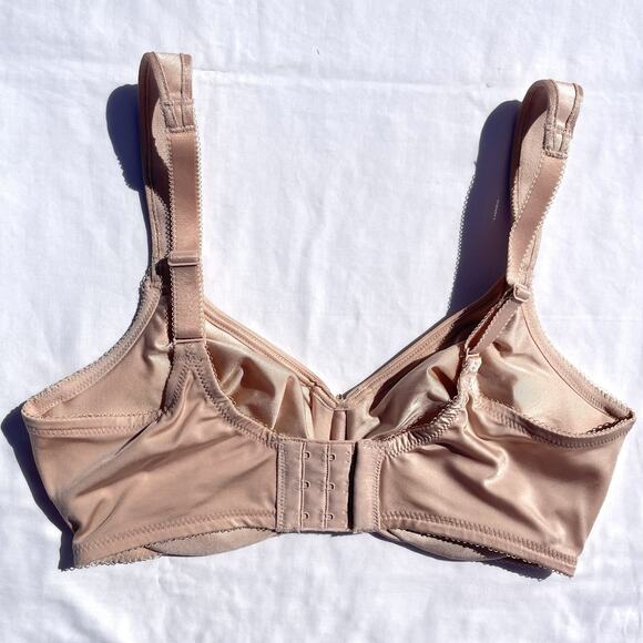 Wacoal Body Suede Bra 34D Beige Full Figure Seamless Underwire 85185 - Picture 2 of 3